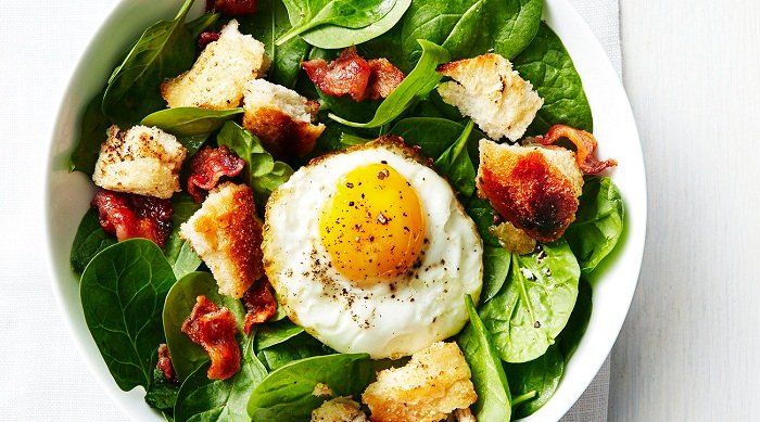 Real Simple Feb 2017 DIN Spinach Bacon Fried Egg Salad