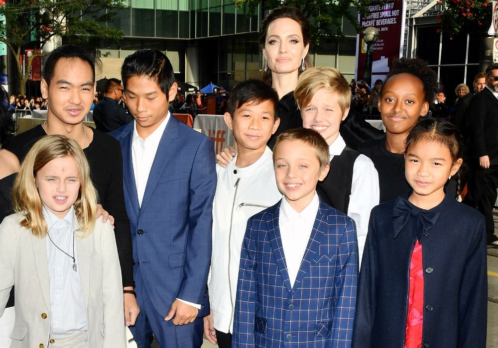 Brad-Pitt-And-Angelina-Jolies-Children-Are-Bright-Kids-And-Thriving-Despite-Their-Parents-Neverending-Split
